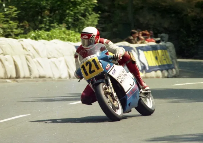 Framed Print : Mark Bowen (Suzuki) 1988 Senior TT Framed Print : Mark Bowen (Suzuki) 1988 Senior TT