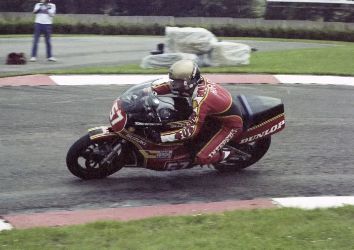 Framed Print : Mark Broughton (Suzuki) 1982 Donington Framed Print : Mark Broughton (Suzuki) 1982 Donington