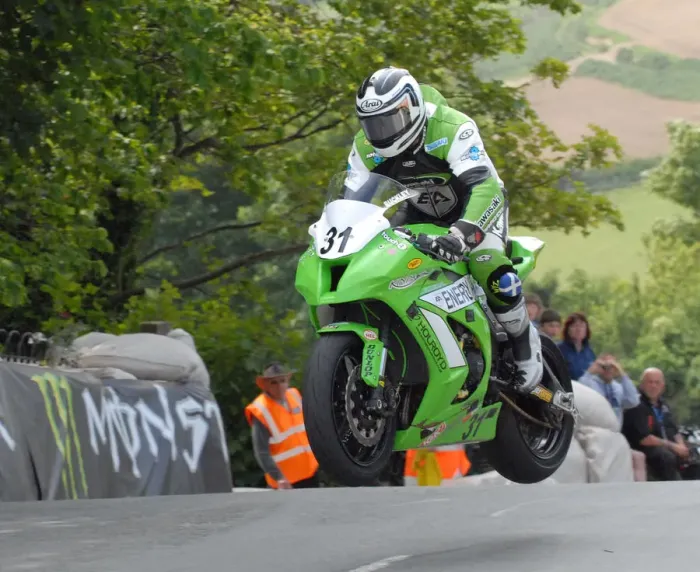 Framed Print : Mark Buckley (Kawasaki) 2011 Superbike TT Framed Print : Mark Buckley (Kawasaki) 2011 Superbike TT