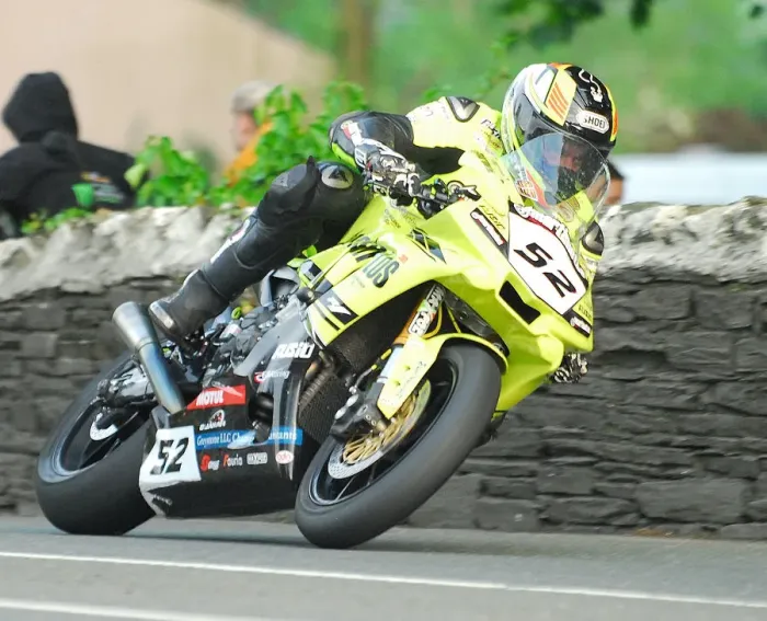 Framed Print : Mark Ironside (Honda) 2018 Superbike TT