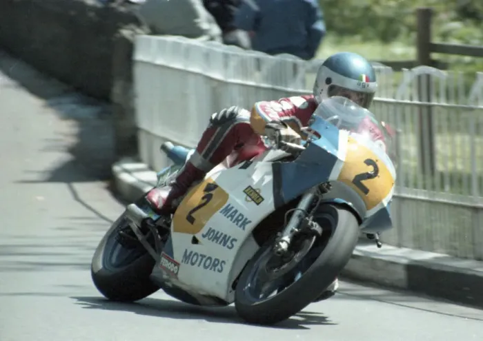 Framed Print : Mark Johns (Suzuki) 1985 Senior TT Framed Print : Mark Johns (Suzuki) 1985 Senior TT