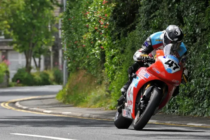 Framed Print : Mark Miller (Buell) 2014 Senior TT Framed Print : Mark Miller (Buell) 2014 Senior TT