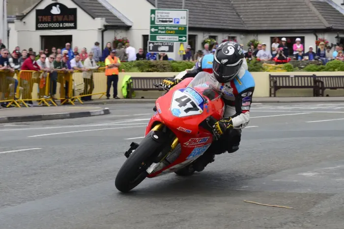 Framed Print : Mark Miller (EBR) 2014 Senior TT Framed Print : Mark Miller (EBR) 2014 Senior TT