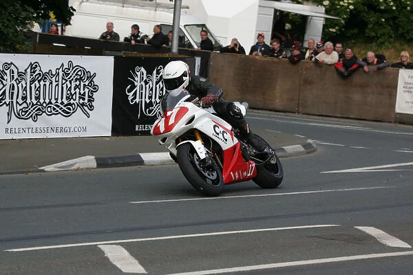 Mark Parrett (Yamaha) 2009 Superstock TT
