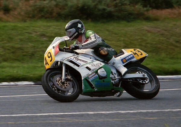 Mark Stirling (Yamaha) 1990 Senior Manx Grand Prix