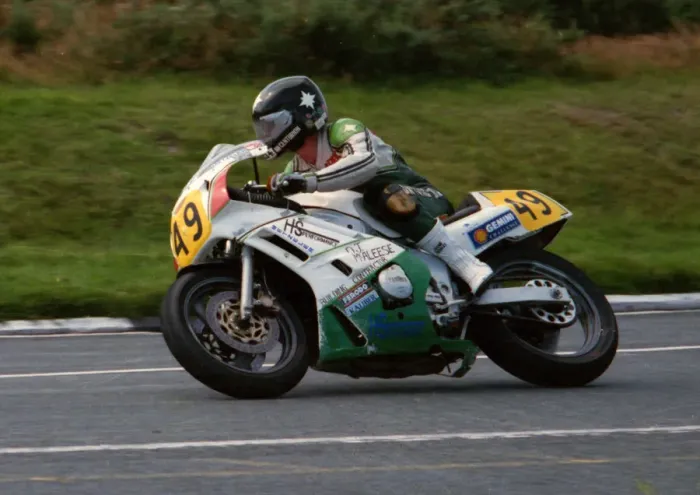 Framed Print : Mark Stirling (Yamaha) 1990 Senior Manx Grand Prix Framed Print : Mark Stirling (Yamaha) 1990 Senior Manx Grand Prix