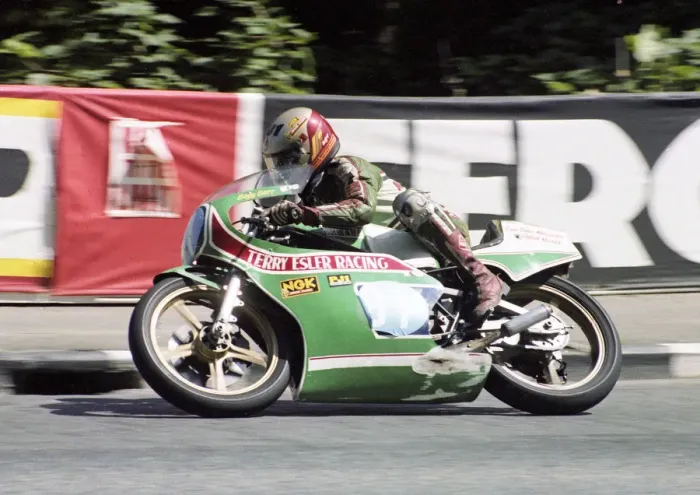 Framed Print : Martin Barr (Esler Yamaha) 1982 Senior 350 TT Framed Print : Martin Barr (Esler Yamaha) 1982 Senior 350 TT