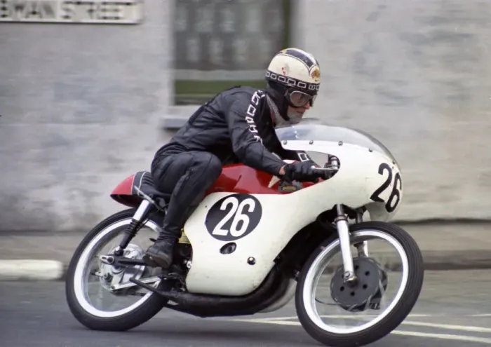 Framed Print : Martin Carney (Shepherd) 1969 Ultra Lightweight TT