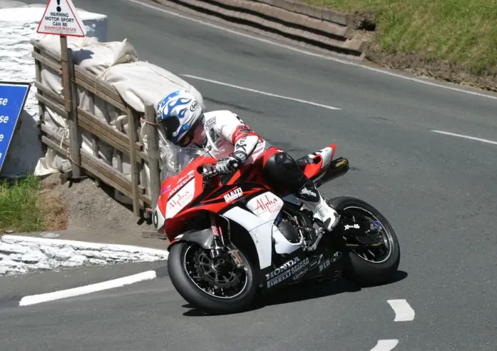 Framed Print : Martin Finnegan (Honda) 2006 Superbike TT Framed Print : Martin Finnegan (Honda) 2006 Superbike TT