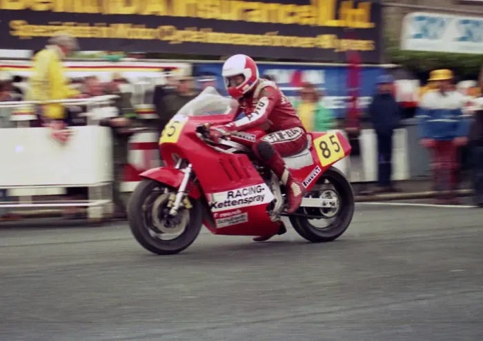 Framed Print : Martin Grein (Suzuki) 1987 Senior TT Framed Print : Martin Grein (Suzuki) 1987 Senior TT