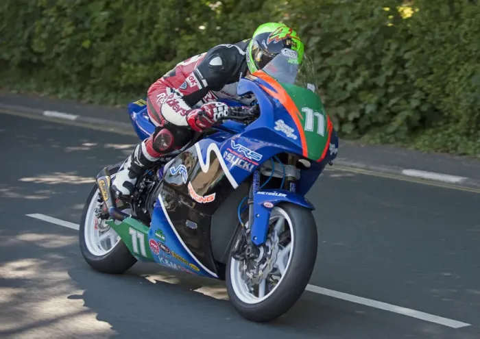 Framed Print : Martin Jessopp (Kawasaki) 2015 Lightweight TT Framed Print : Martin Jessopp (Kawasaki) 2015 Lightweight TT