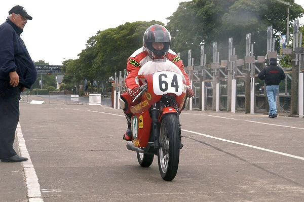 Martin Stratford-Parson (Ducati) 2004 Classic Parade Lap