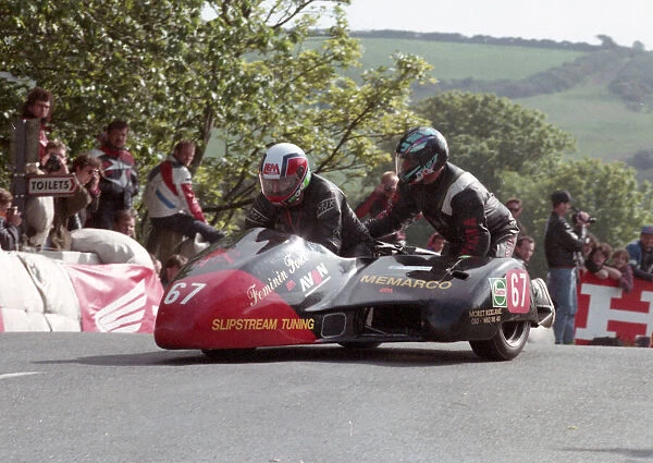 Martin Vollebregt & Roland Martiny (Windle Yamaha) 1993 Sidecar TT