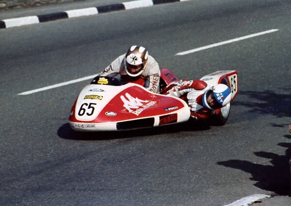 Martinel Franco & Marino Sanna (Yamaha) 1981 Sidecar TT