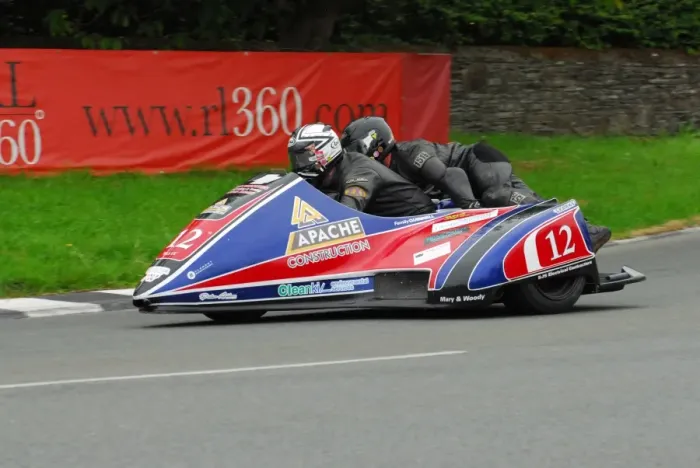 Framed Print : Matthew Dix & Shaun Parker (Baker) 2016 Sidecar A TT Framed Print : Matthew Dix & Shaun Parker (Baker) 2016 Sidecar A TT