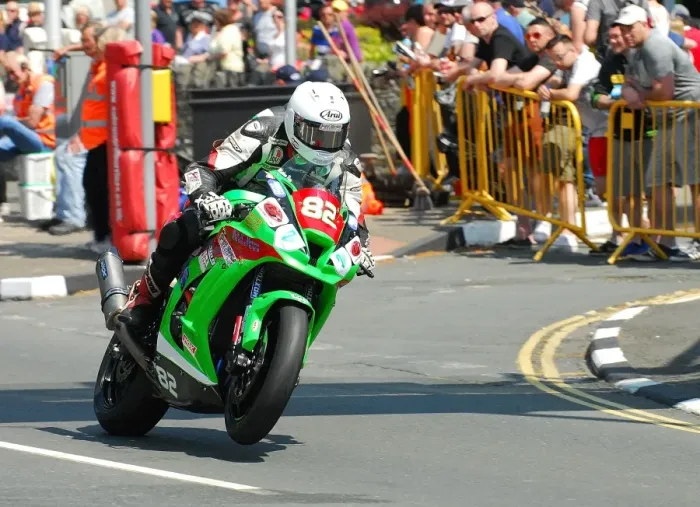 Framed Print : Matthew Rees (Kawasaki) 2016 Supersport TT Framed Print : Matthew Rees (Kawasaki) 2016 Supersport TT