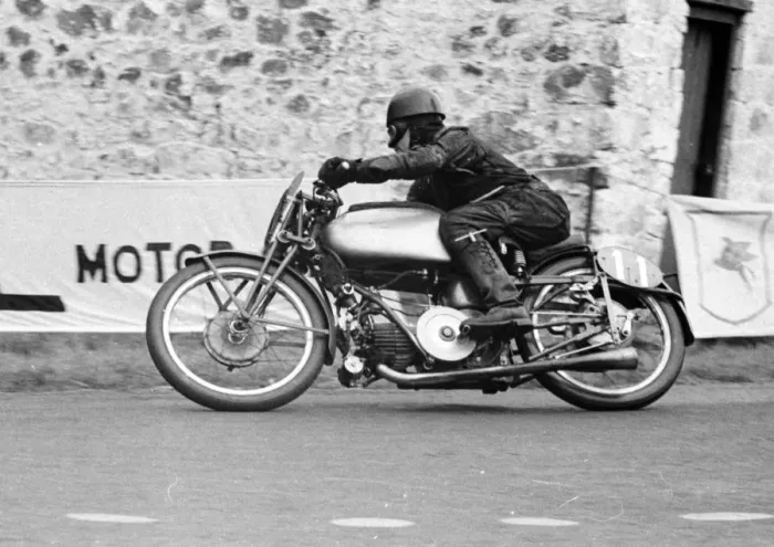 Framed Print : Maurice Cann (Guzzi) 1951 Lightweight Ulster Grand Prix Framed Print : Maurice Cann (Guzzi) 1951 Lightweight Ulster Grand Prix