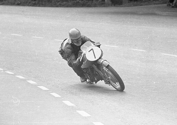 Maurice Cann (Guzzi) 1952 Lightweight TT