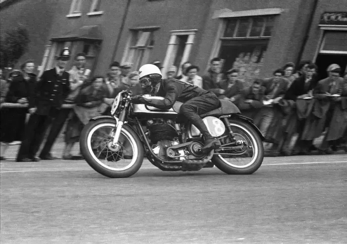 Framed Print : Maurie Quincey (Norton) 1955 Junior TT Framed Print : Maurie Quincey (Norton) 1955 Junior TT