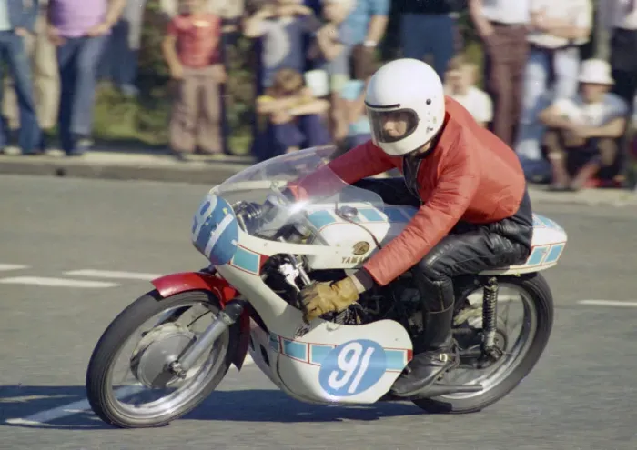 Framed Print : A McDonald (Yamaha) 1976 Jurby Road