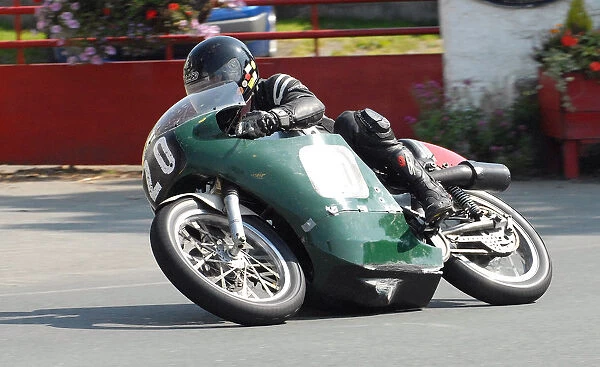 Meredydd Owen (Seeley) 2010 Senior Classic TT