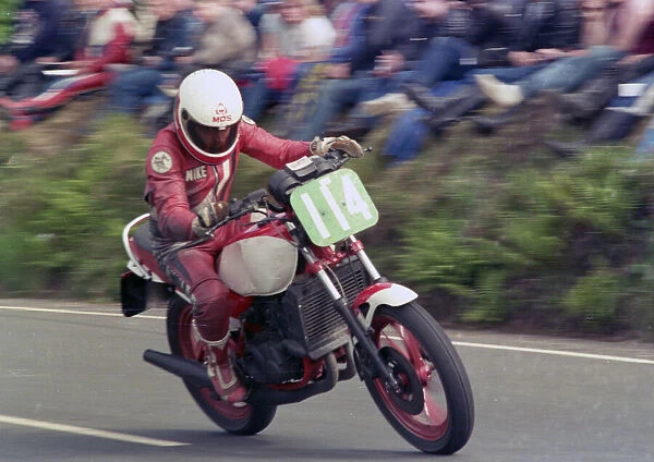 Michael Cain (Yamaha) 1987 Production D TT