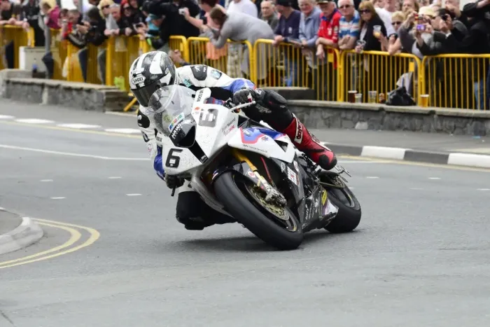 Framed Print : Michael Dunlop - 2014 Senior TT winner Framed Print : Michael Dunlop - 2014 Senior TT winner