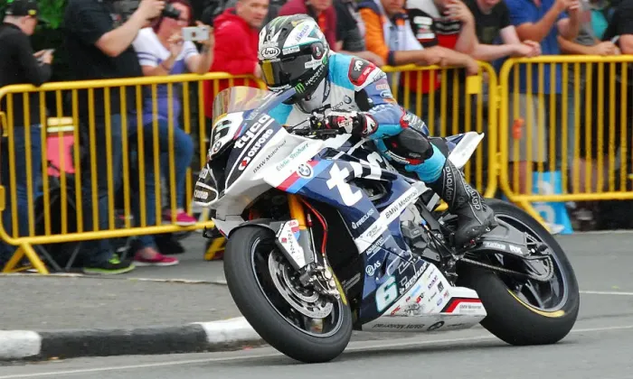 Framed Print : Michael Dunlop (BMW) 2018 Superbike TT Framed Print : Michael Dunlop (BMW) 2018 Superbike TT