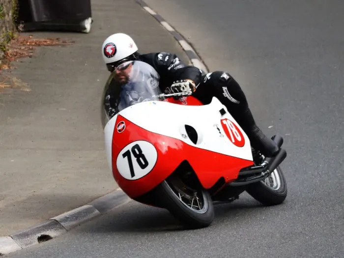 Framed Print : Michael Dunlop (Gilera) 2018 Bob McIntyre Memorial Lap Framed Print : Michael Dunlop (Gilera) 2018 Bob McIntyre Memorial Lap