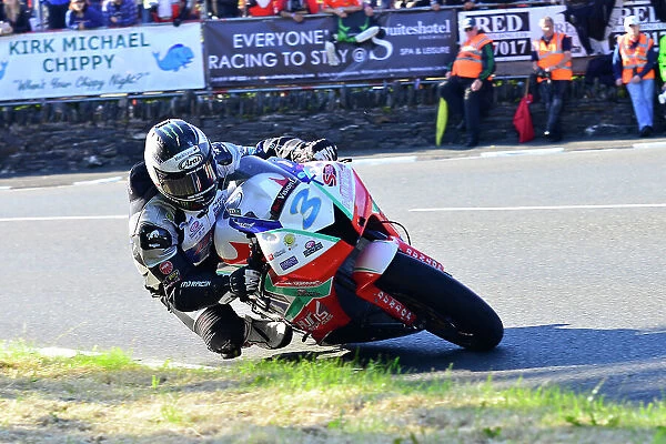 Michael Dunlop Honda 2015 Supersport TT