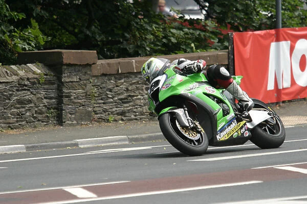 Michael Dunlop (Kawasaki) 2011 Superbike TT