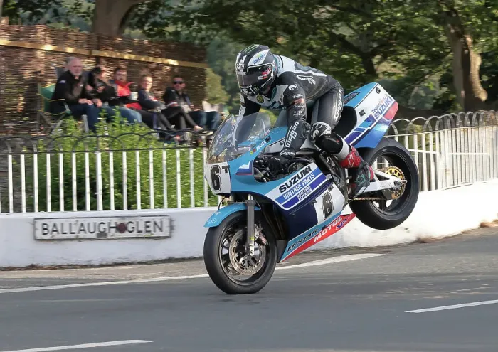 Framed Print : Michael Dunlop Suzuki 2022 Classic Superbike Manx Grand Prix Framed Print : Michael Dunlop Suzuki 2022 Classic Superbike Manx Grand Prix