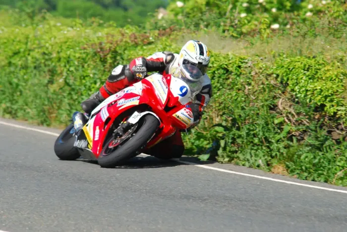 Framed Print : Michael Dunlop (Yamaha) 2010 Supersport TT Framed Print : Michael Dunlop (Yamaha) 2010 Supersport TT
