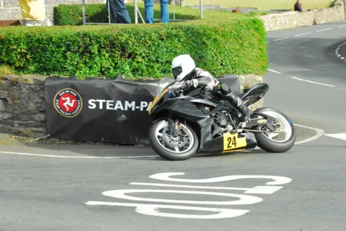 Framed Print : Michael Evans (Suzuki) 2016 Southern 100 Framed Print : Michael Evans (Suzuki) 2016 Southern 100