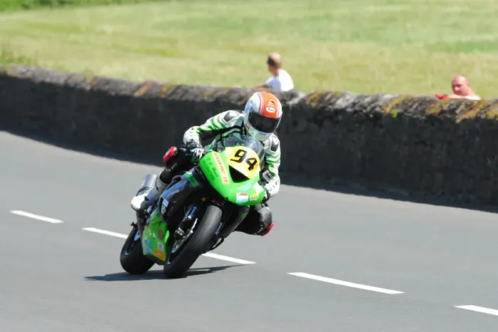 Framed Print : Michael Hofman (Kawasaki) 2012 Southern 100 Framed Print : Michael Hofman (Kawasaki) 2012 Southern 100