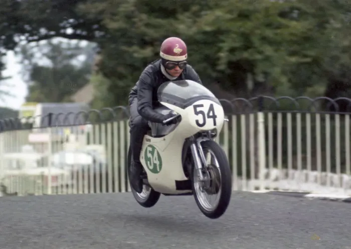 Framed Print : Michael Ing (DMW) 1968 Lightweight Manx Grand Prix Framed Print : Michael Ing (DMW) 1968 Lightweight Manx Grand Prix