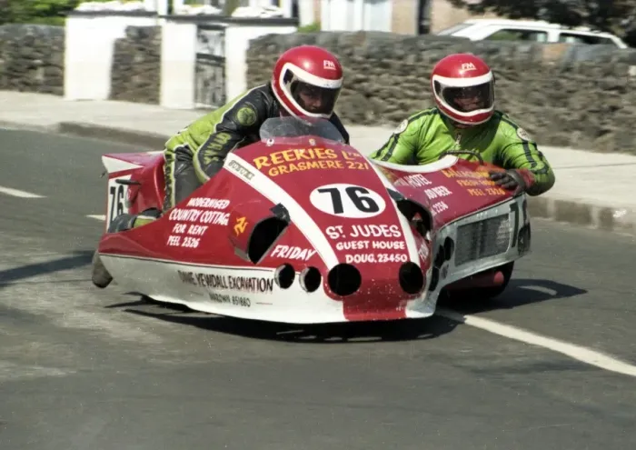 Framed Print : Michael Masheter & Michael Bridson (Suzuki) 1985 Sidecar TT Framed Print : Michael Masheter & Michael Bridson (Suzuki) 1985 Sidecar TT
