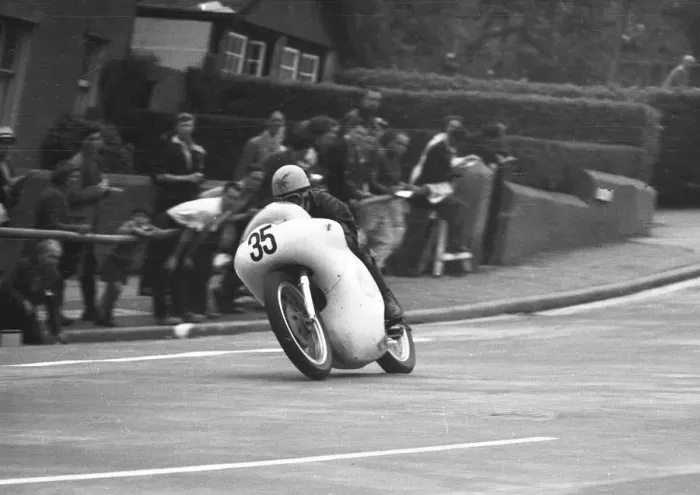 Framed Print : Michael McStay (Norton) 1963 Junior TT Framed Print : Michael McStay (Norton) 1963 Junior TT