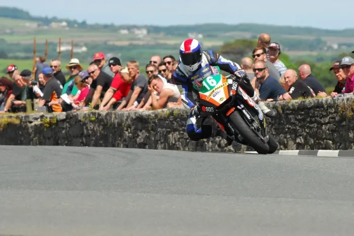 Framed Print : Michael Russell (Kawasaki) 2015 Southern 100 Framed Print : Michael Russell (Kawasaki) 2015 Southern 100