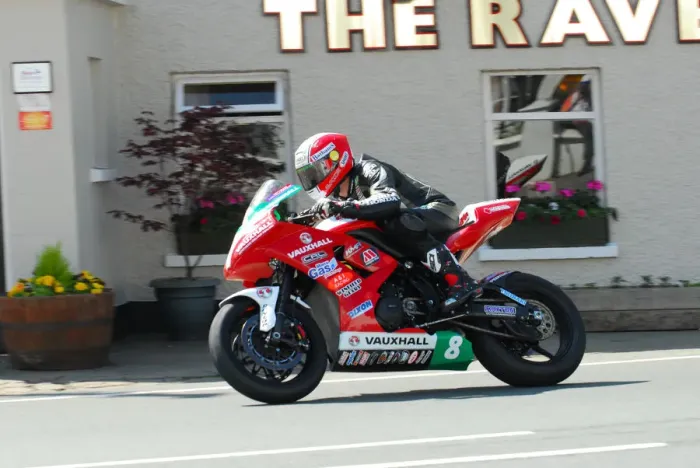 Framed Print : Michael Rutter (Kawasaki) 2013 Lightweight TT Framed Print : Michael Rutter (Kawasaki) 2013 Lightweight TT