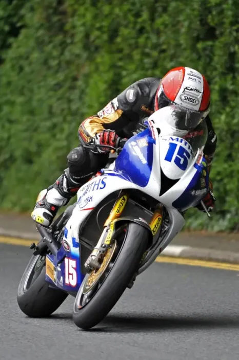 Framed Print : Michael Rutter (Smiths Triumph) 2015 Supersport TT Framed Print : Michael Rutter (Smiths Triumph) 2015 Supersport TT