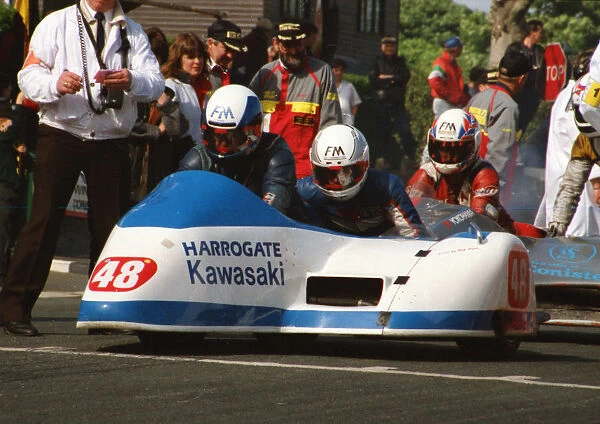 Michael Staiano & Peter Holmes (Jacobs Yamaha) 1995 Sidecar TT