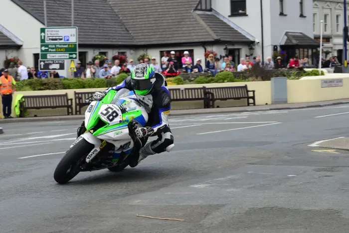 Framed Print : Michael Sweeney (Kawasaki) 2014 Senior TT