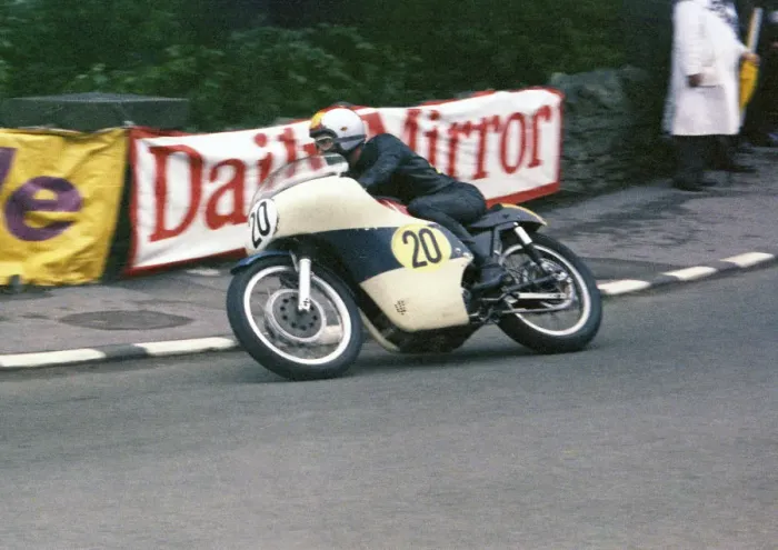 Framed Print : Michelle Duff (Matchless) 1965 Senior TT Framed Print : Michelle Duff (Matchless) 1965 Senior TT