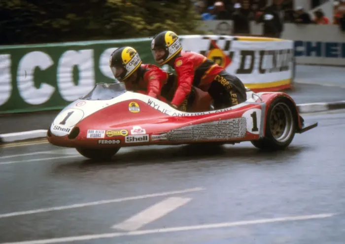 Framed Print : Mick Boddice & Chas Birks (Yamaha) 1980 Sidecar TT Framed Print : Mick Boddice & Chas Birks (Yamaha) 1980 Sidecar TT
