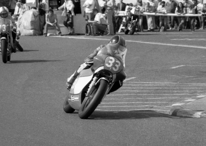 Framed Print : Mick Booys (Yamaha) 1984 Formula Two TT Framed Print : Mick Booys (Yamaha) 1984 Formula Two TT