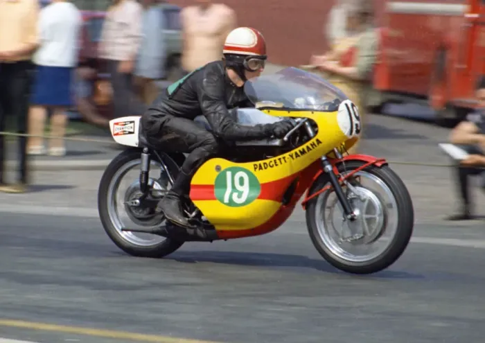 Framed Print : Mick Chatterton (Padgett Yamaha) 1970 Lightweight TT Framed Print : Mick Chatterton (Padgett Yamaha) 1970 Lightweight TT