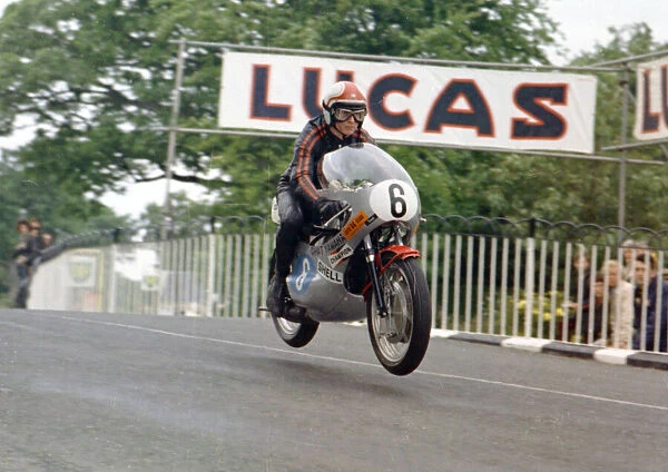 Mick Chatterton (Yamaha) 1971 Junior TT