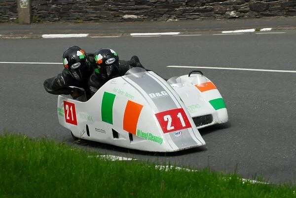 Mick Donovan & Aaron Galligan (Ireson Honda) 2013 Sidecar TT