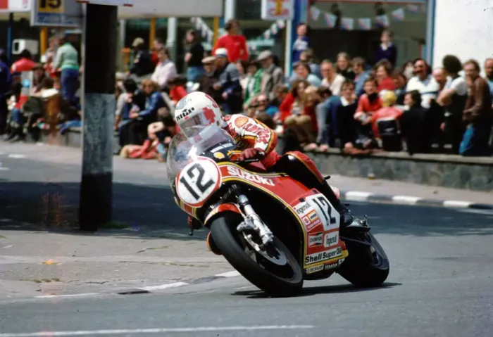 Framed Print : Mick Grant (Suzuki) 1981 Classic TT